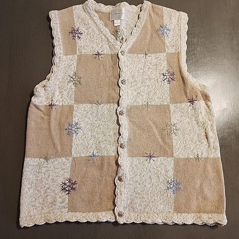 Vtg 2003 Christopher & Banks Hand Embroidered Snowflake Sweater Vest XL Ramie